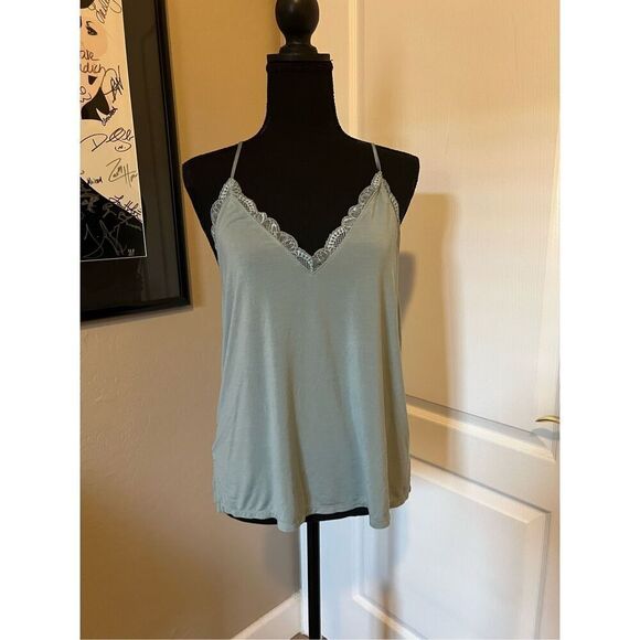 Victoria's Secret Heavenly light green cami top with lace - Picture 1 of 5
